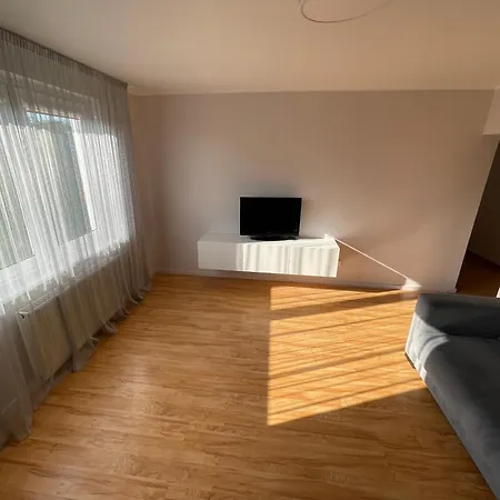 Karoliniskiu Apartamentai Apartment